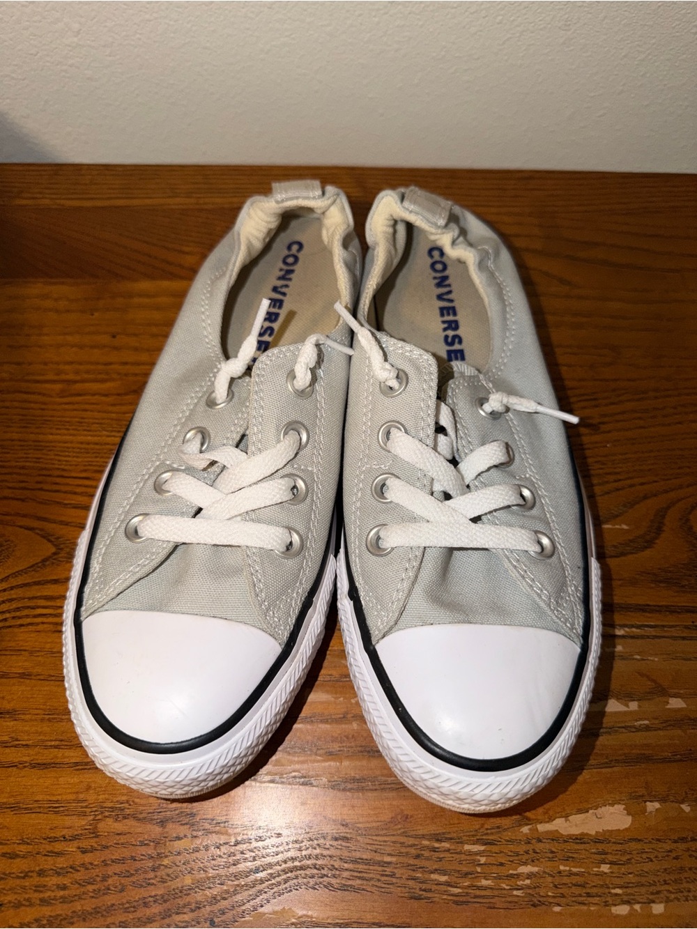 Converse Shoreline Slip-Ons Light Gray Women’s 8 New in Box